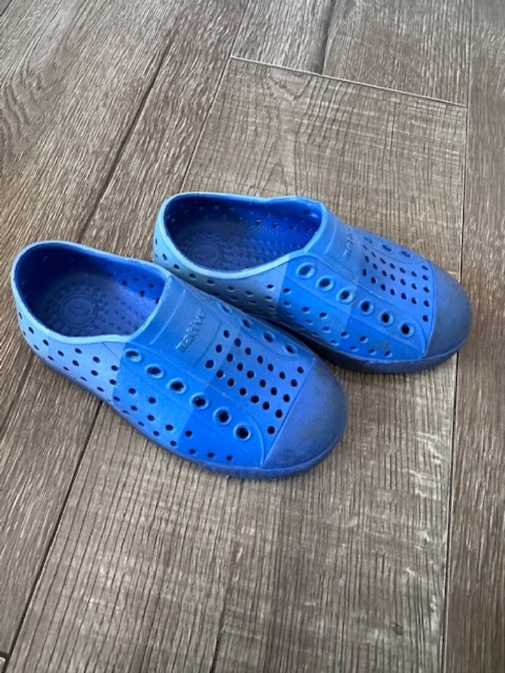 Native shoes size 7 childrens